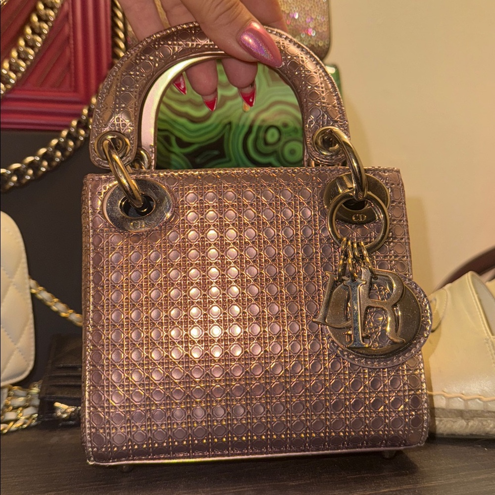 XXX SOLD XXX
LIMITEDEDITION 
LadyDiorMicro CannageMetallicPink - Picture 4 of 14